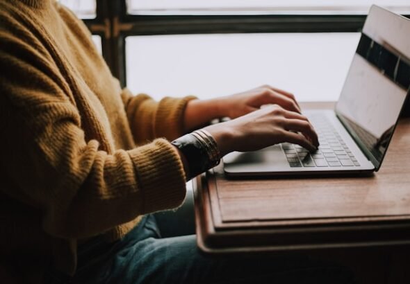 christin-hume-mfB1B1s4sMc-unsplash (1)